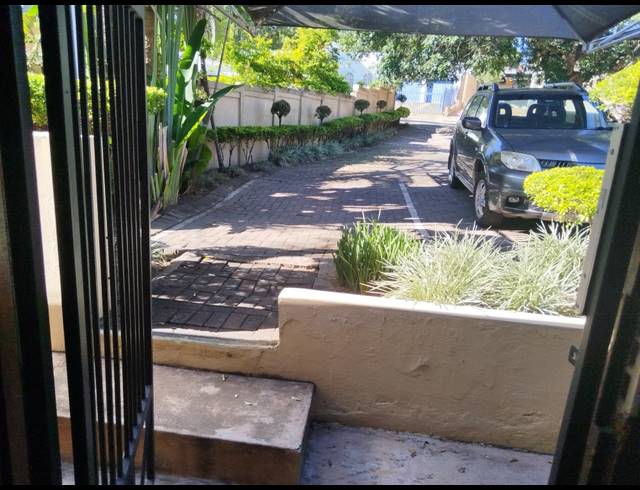 65M² OFFICE TO LET IN SONHEUWEL
